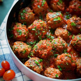 Easy Meatballs Recipe with Tomato Sauce