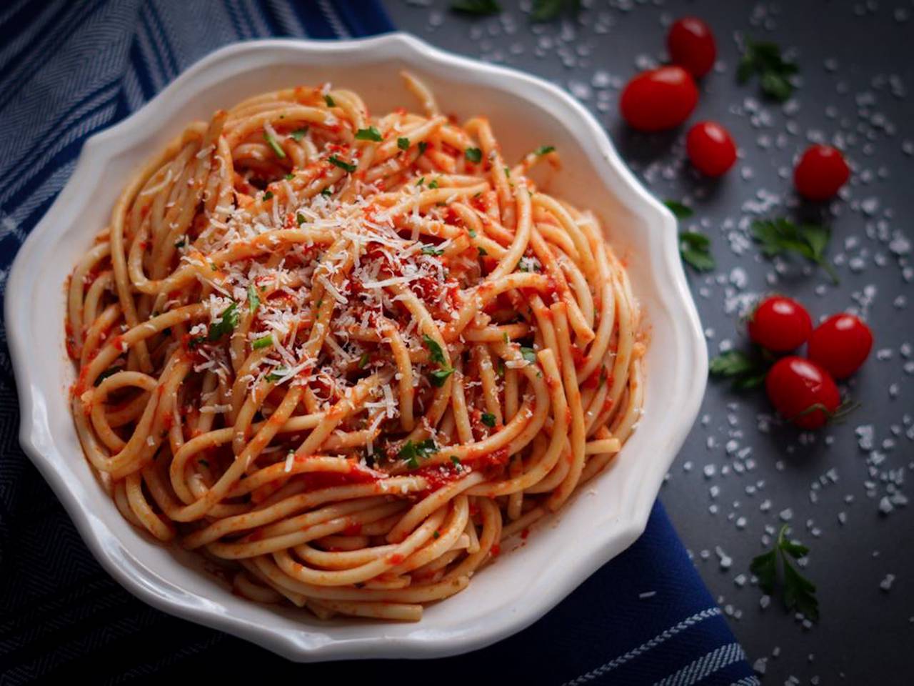 Classic Tomato Sauce Recipe for Pasta