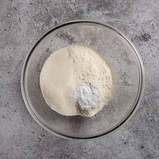 Mix all the dry ingredients such as flour, sugar, baking powder, and salt.