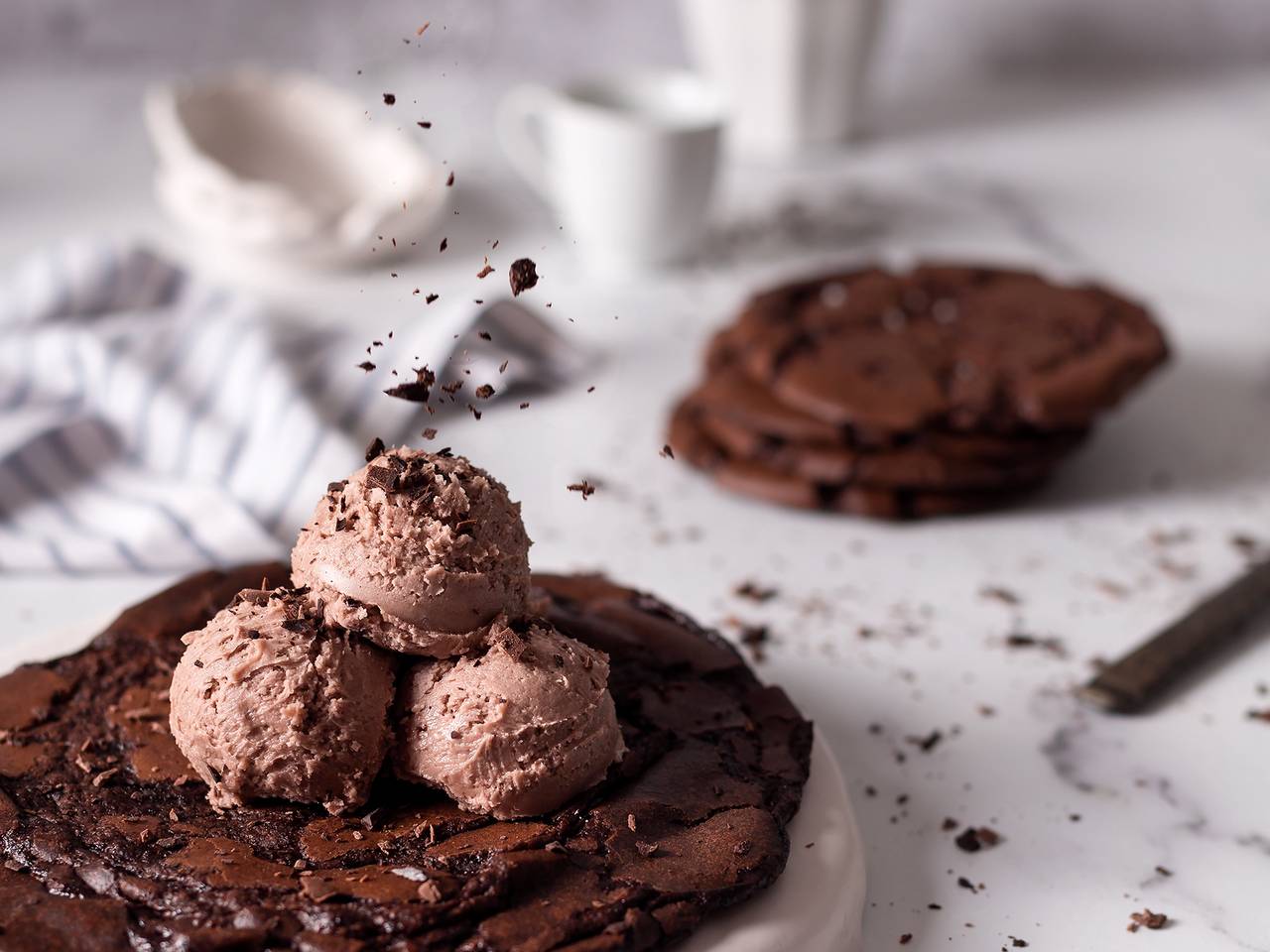 Chewy Crinkle Brownie Cookies Recipe