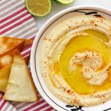 The easiest and delicate hummus recipe
