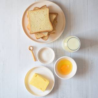 Prepare the French toast ingredients. It's better not to use fresh bread, use dry and stale bread.