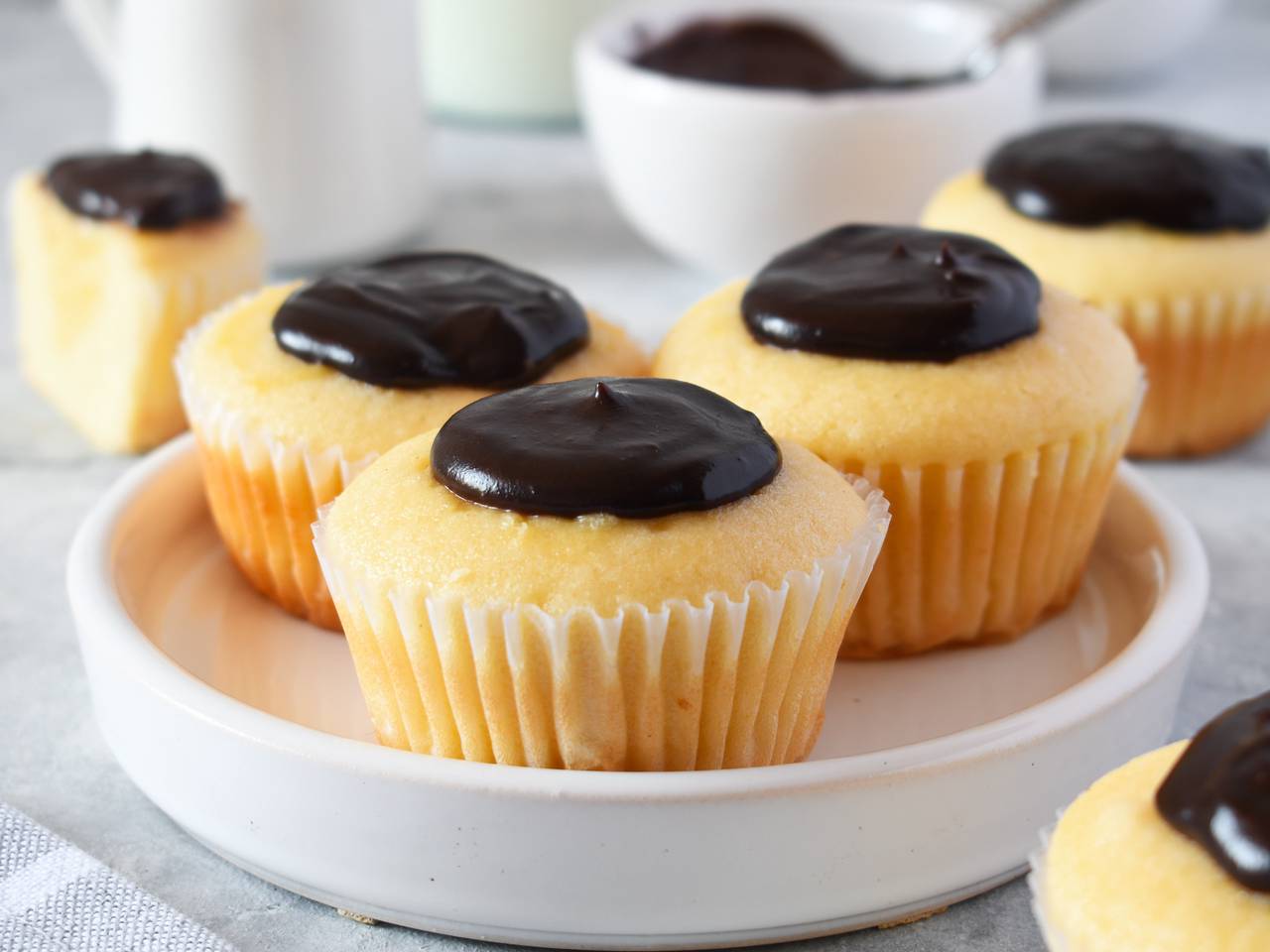 Boston Cream Pie Cupcakes Recipe 