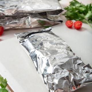 cook the wrap in the oven for 20 minutes at 180C. After you take it out of the oven, let it cool down well.