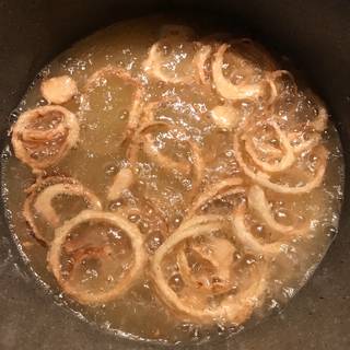 Fry the onions until golden brown. they will be ready to remove from the oil in no time. (this should take just 1 to 2 minutes).