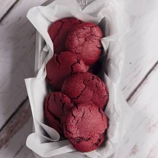 Take one scoop of the dough give them a roll by hands and shape it round, put the cookies on the oven tray. Bake at 180C for 8 minutes.