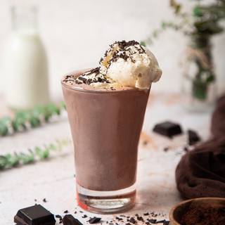 3 Ingredients Chocolate Milkshake